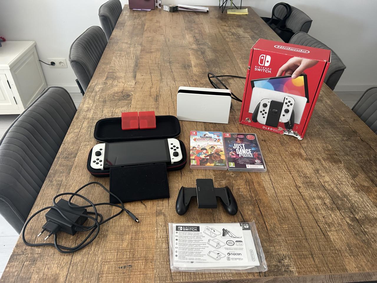 Nintendo Switch OLED