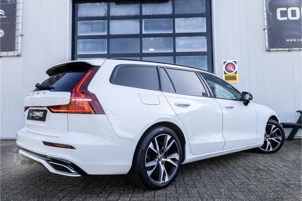 Volvo V60 2.0 t6 recharge awd r-design ✅trekh✅h&k✅stoelverw✅getint glas