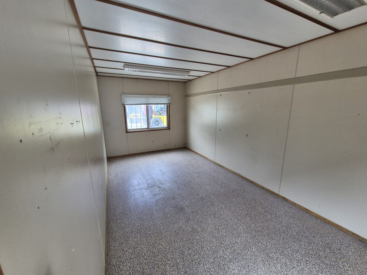Meerdere 6x3m kantoorunits / bouwketen / woon/schaftunits