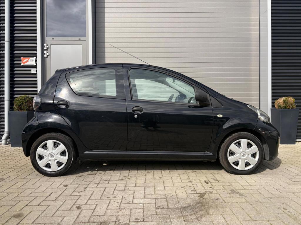 Toyota Aygo 1.0-12v now/nap/apk/airco/