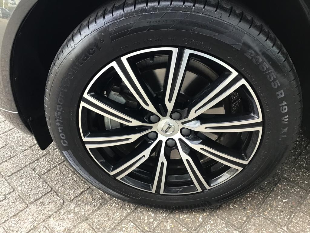 Volvo XC60 t5 254pk awd inscription| panodak| adap.criose| luchtvering| tre