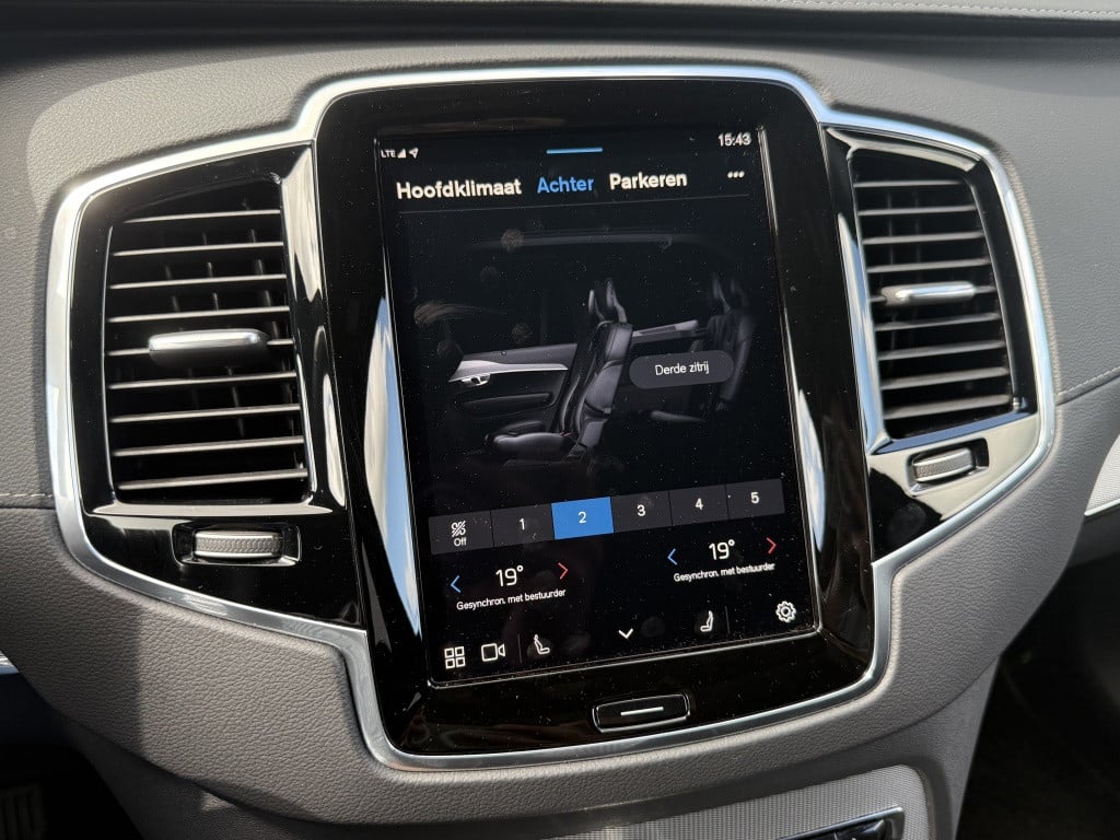 Volvo XC90 t8 455pk recharge ultra dark| full options ! luchtvering b&w sou