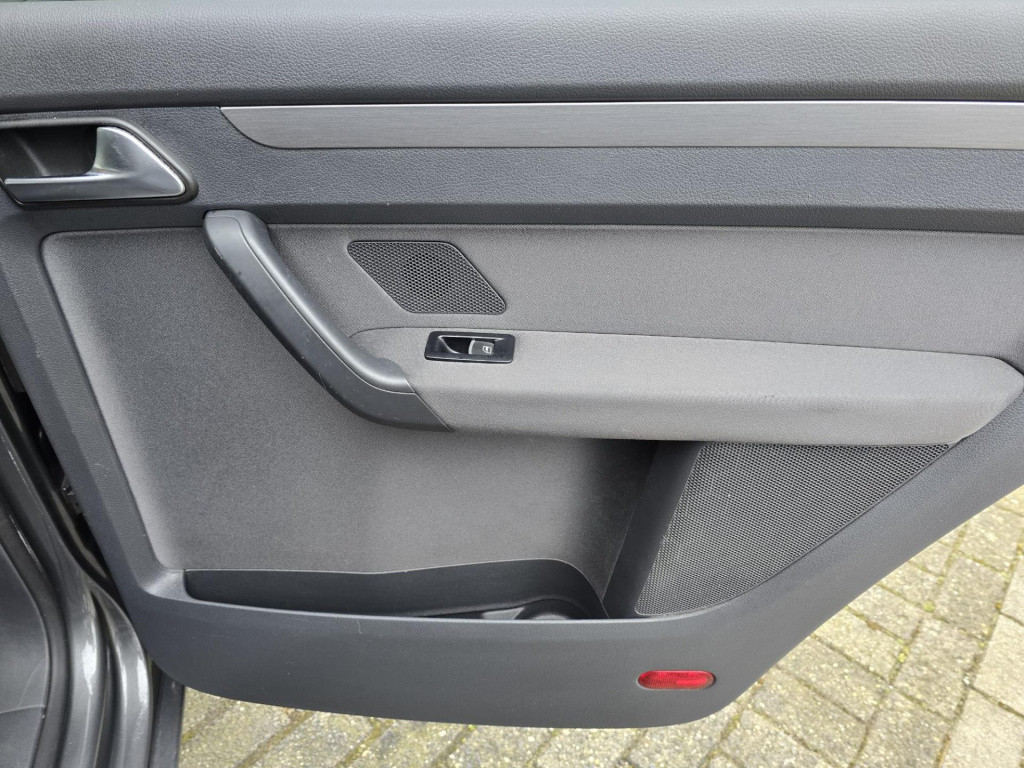 Volkswagen Touran 1.4 tsi comfortline automaat!