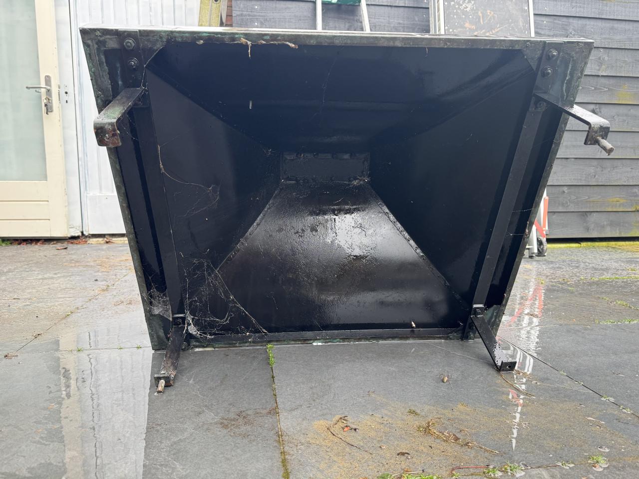 Koperen schoorsteenkap