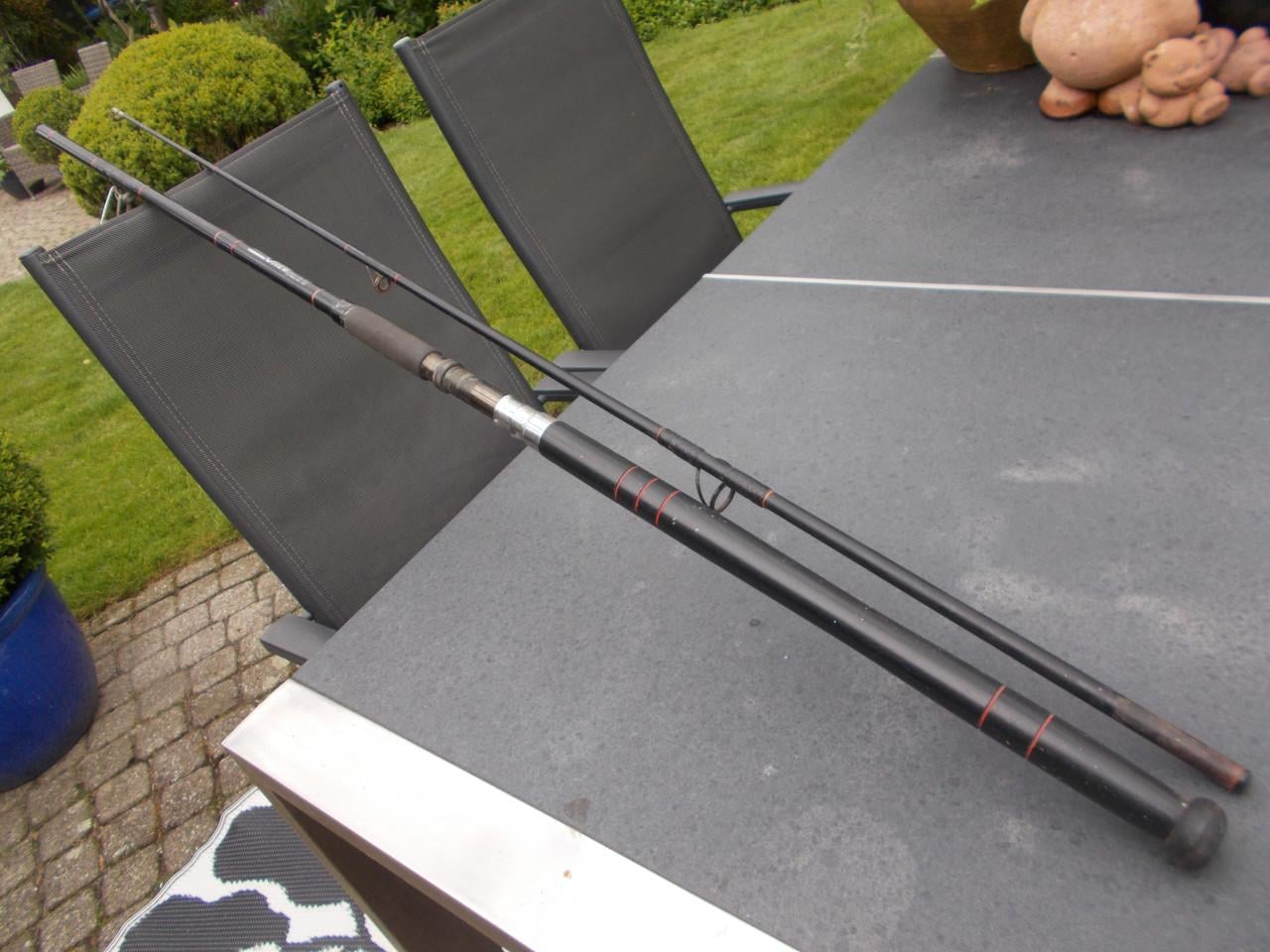 Tweedelige boothengel 270 cm, w.g. 250 gram