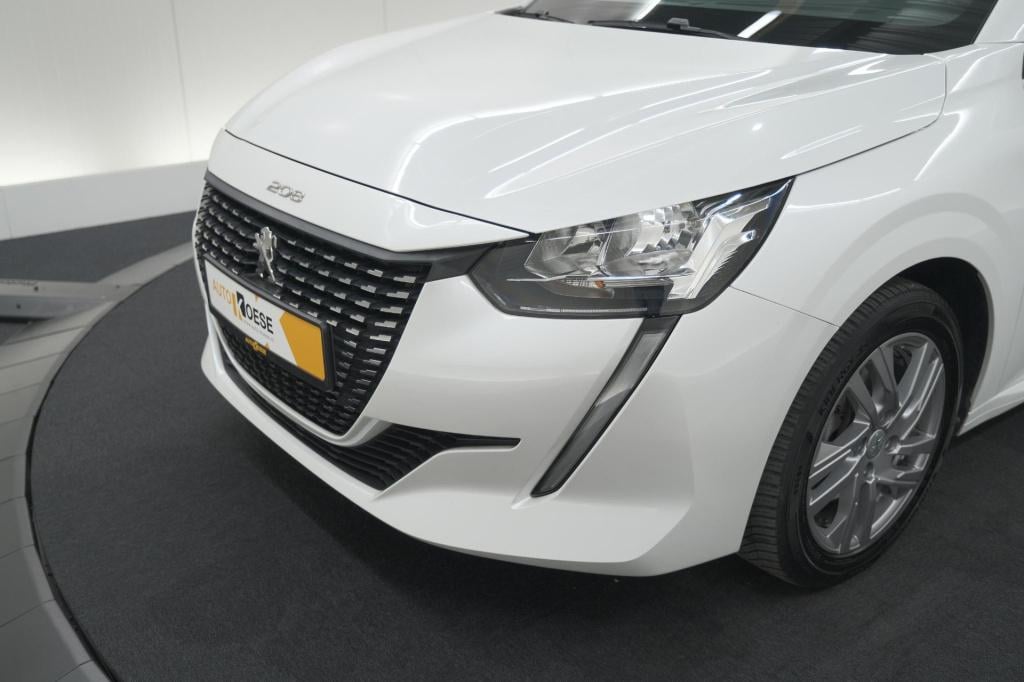 Peugeot 208 puretech 100 blue lease allure | navigatie | apple carplay | st