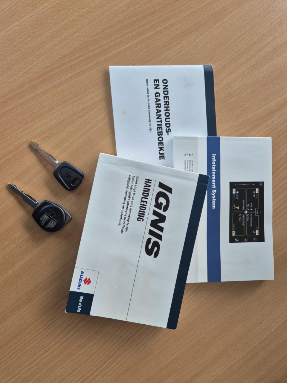Suzuki Ignis 1.2 smart hybrid select automaat | unieke km-stand! | navigati