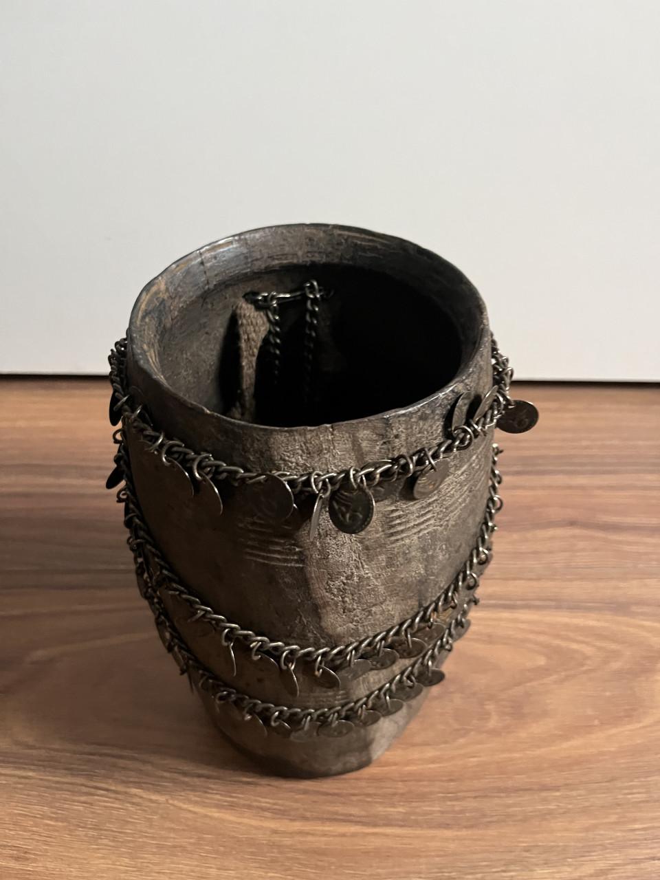 Nepalese pot met ketting 2