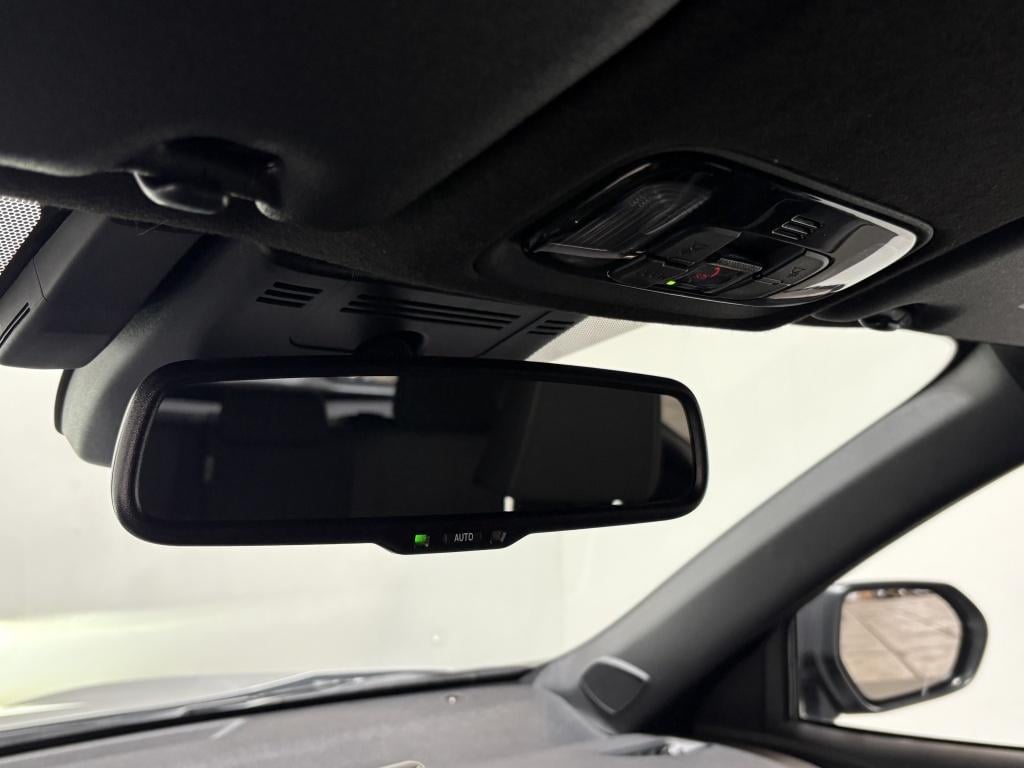 Toyota Yaris Cross 1.5 hybrid 115 first | stoel.ver| comfort pack| camera| 