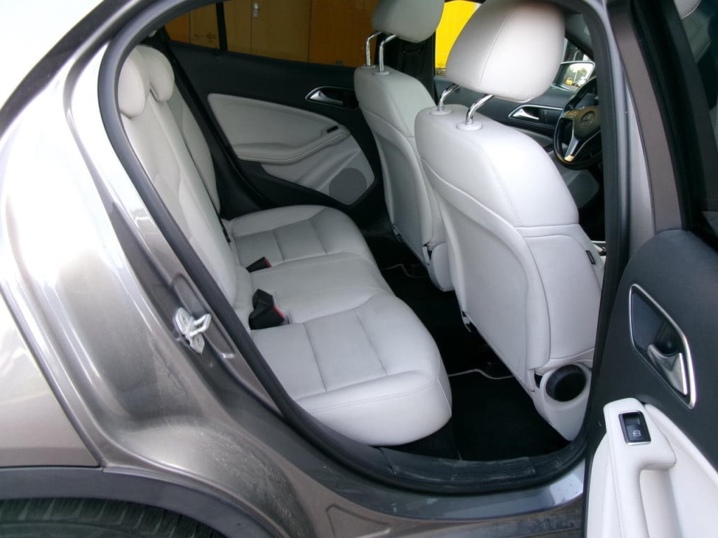 Mercedes-Benz Gla-klasse 200 automaat, cruise.contr., panoramadak, leer