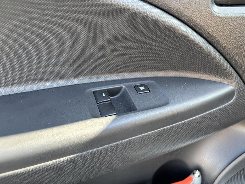Mitsubishi Space Star 1.2 connect+ | apple carplay/android auto | aircondit