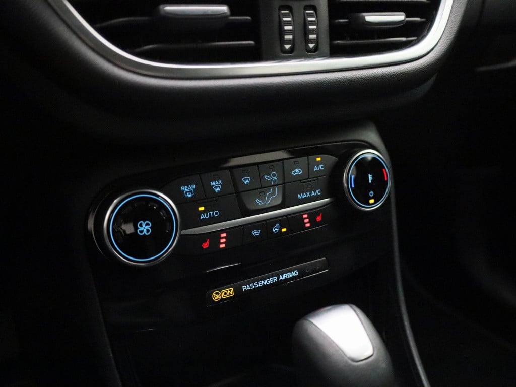 Ford Puma 1.0 ecoboost hybrid titanium | climate control | cruise control |
