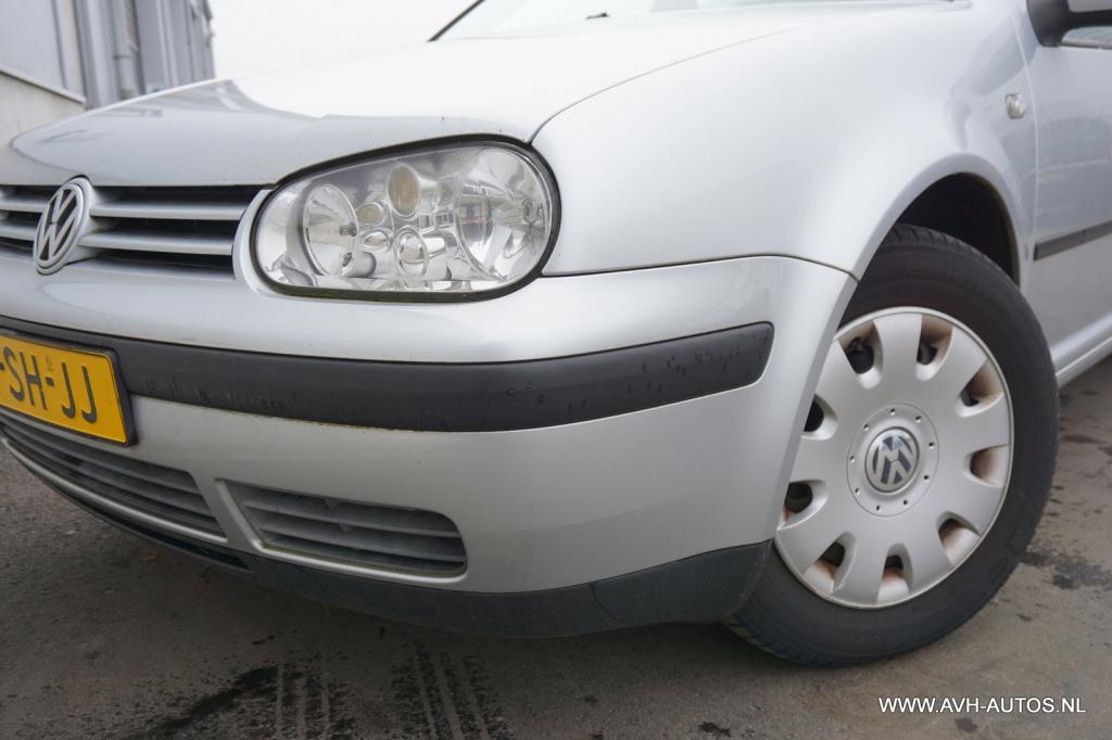 Volkswagen Golf variant 1.6-16v turijn