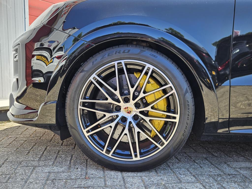 Porsche Cayenne coupé 4.0 turbo e-hybrid | keramisch | carbon pakket | spor