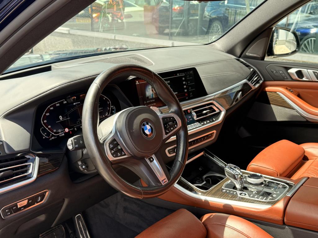 BMW X5 xdrive45e m-sport individual | acc | h/k | skylounge | stoelverwarmi