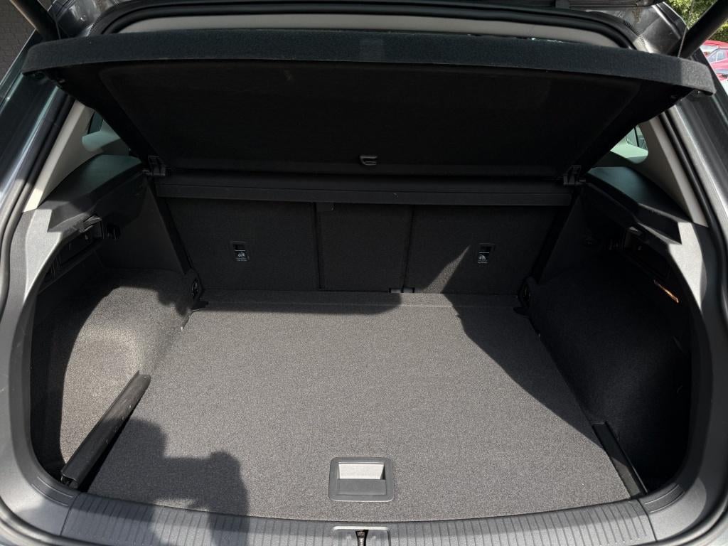 Volkswagen Tiguan 1.5 tsi active business - pano - leer - 360 graden camera