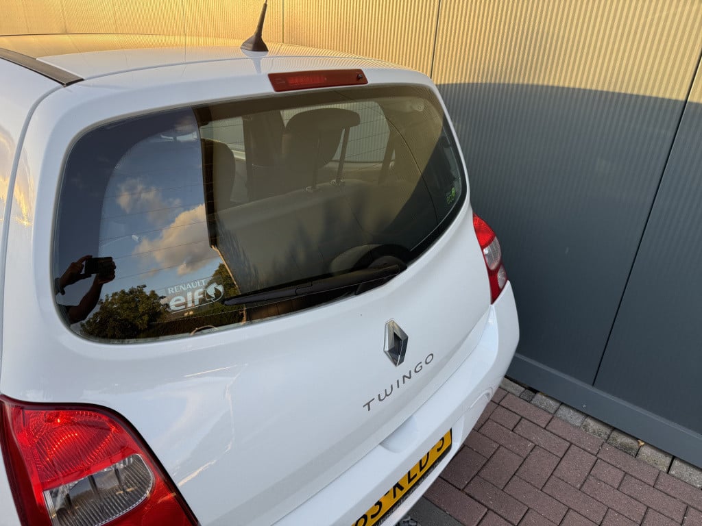 Renault Twingo 1.2 dynamique panoramadak 3-drs