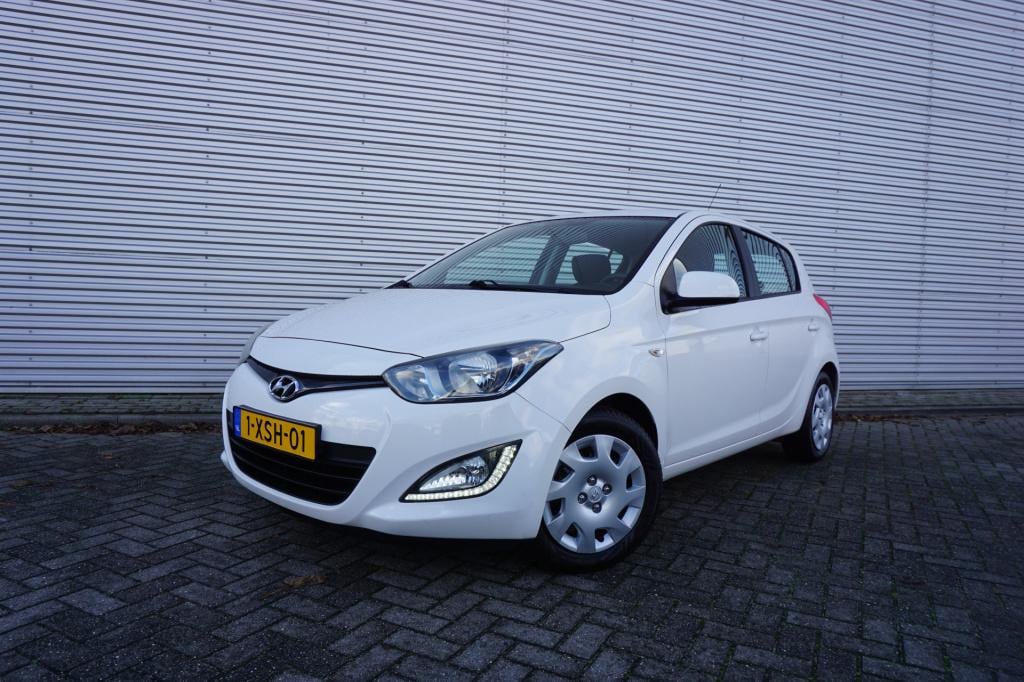 Hyundai I 20 1.2i i-motion airco / elektr. ramen