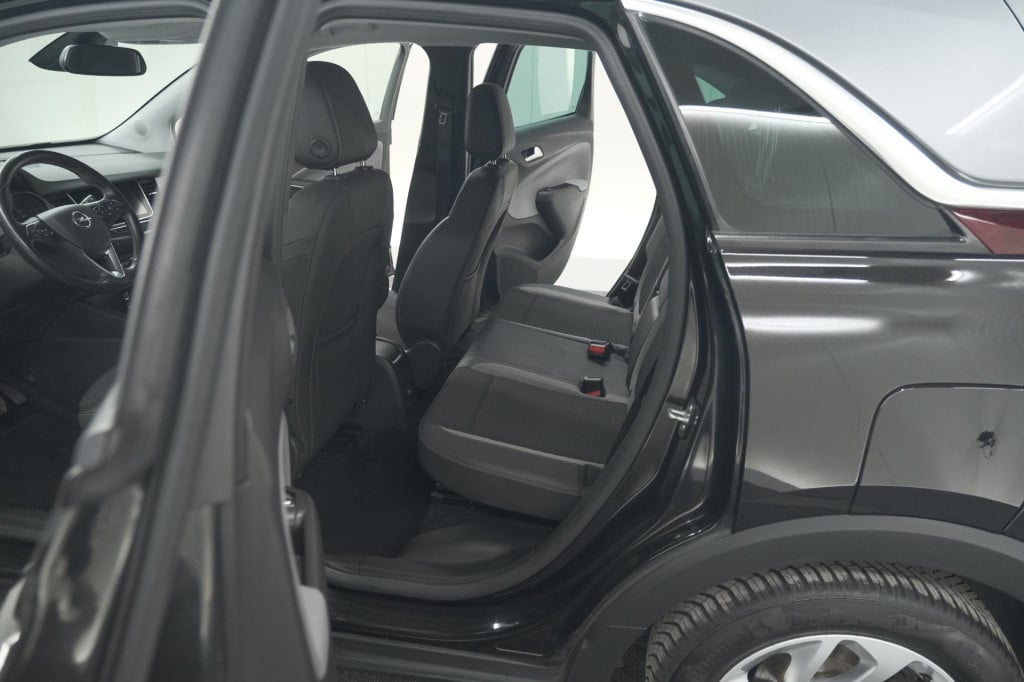 Opel Crossland X 110 turbo online edition | camera | dodehoekdetectie | app