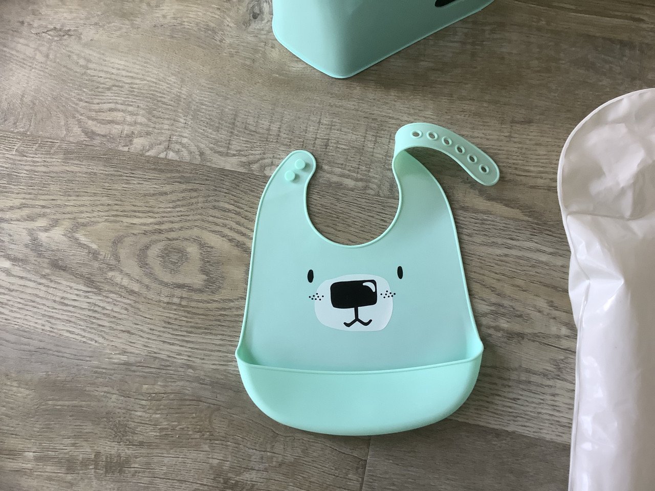 Ikea Commode Set: Mandjes Emmer, Kussen, Potje, Slab, Thermometer, Haken