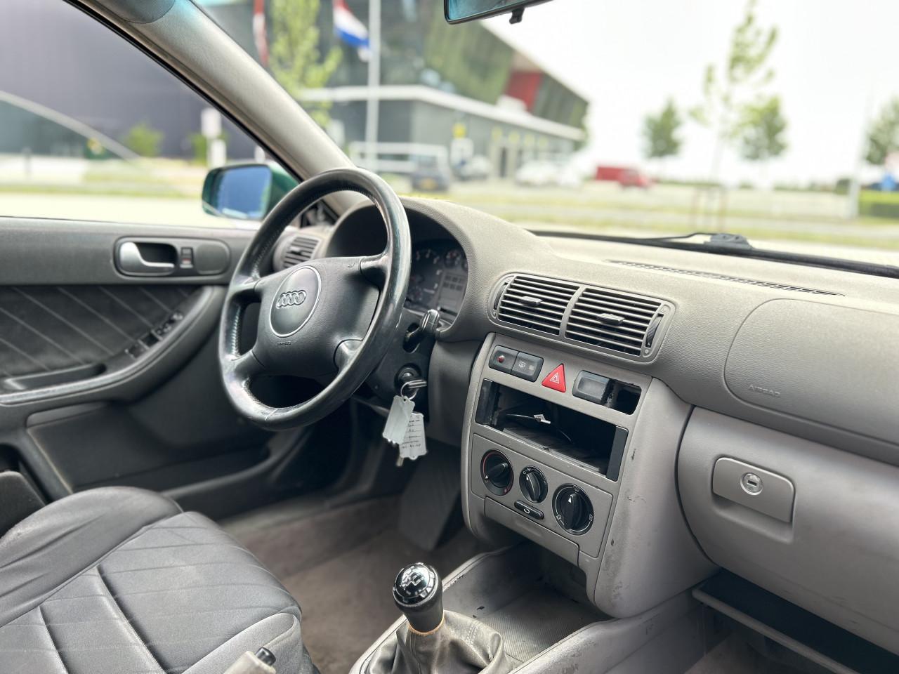 Audi A3 1.6 Ambiente/APK/TREKH/NAP