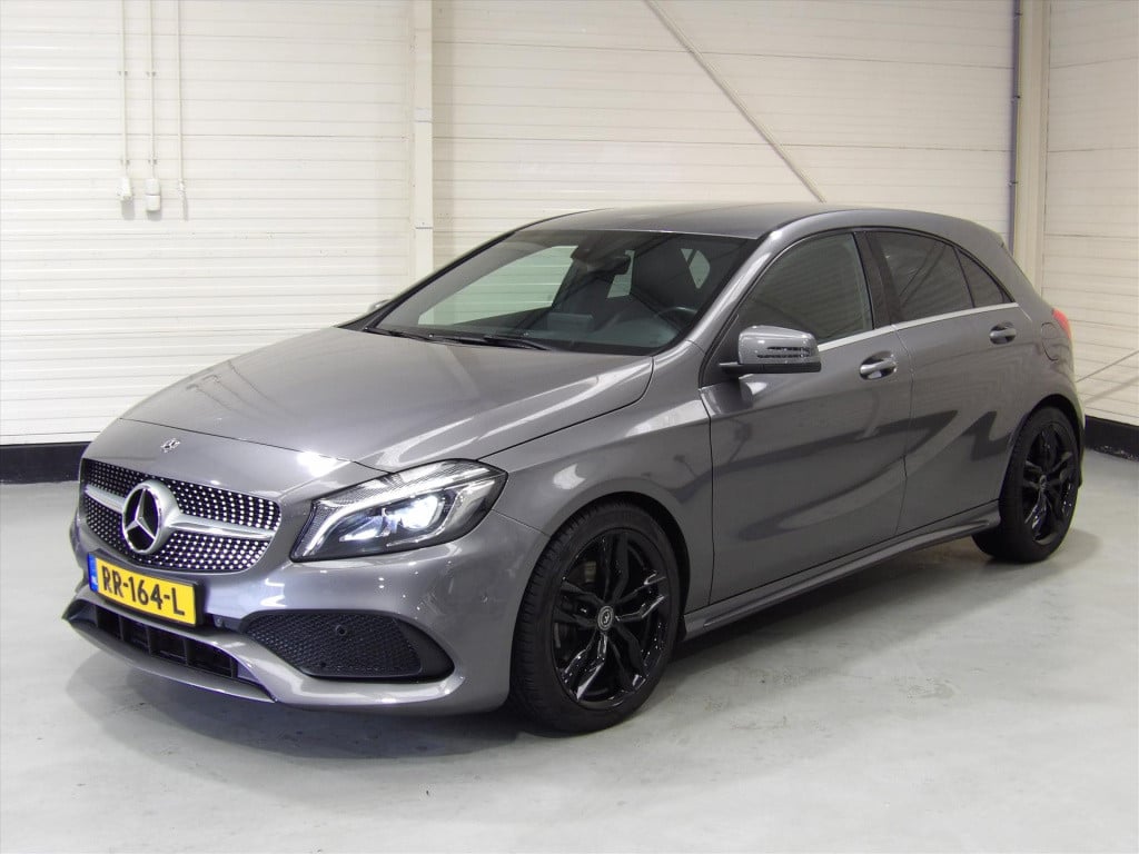 Mercedes-Benz A-Klasse a180 122pk 7g-dct business solution amg