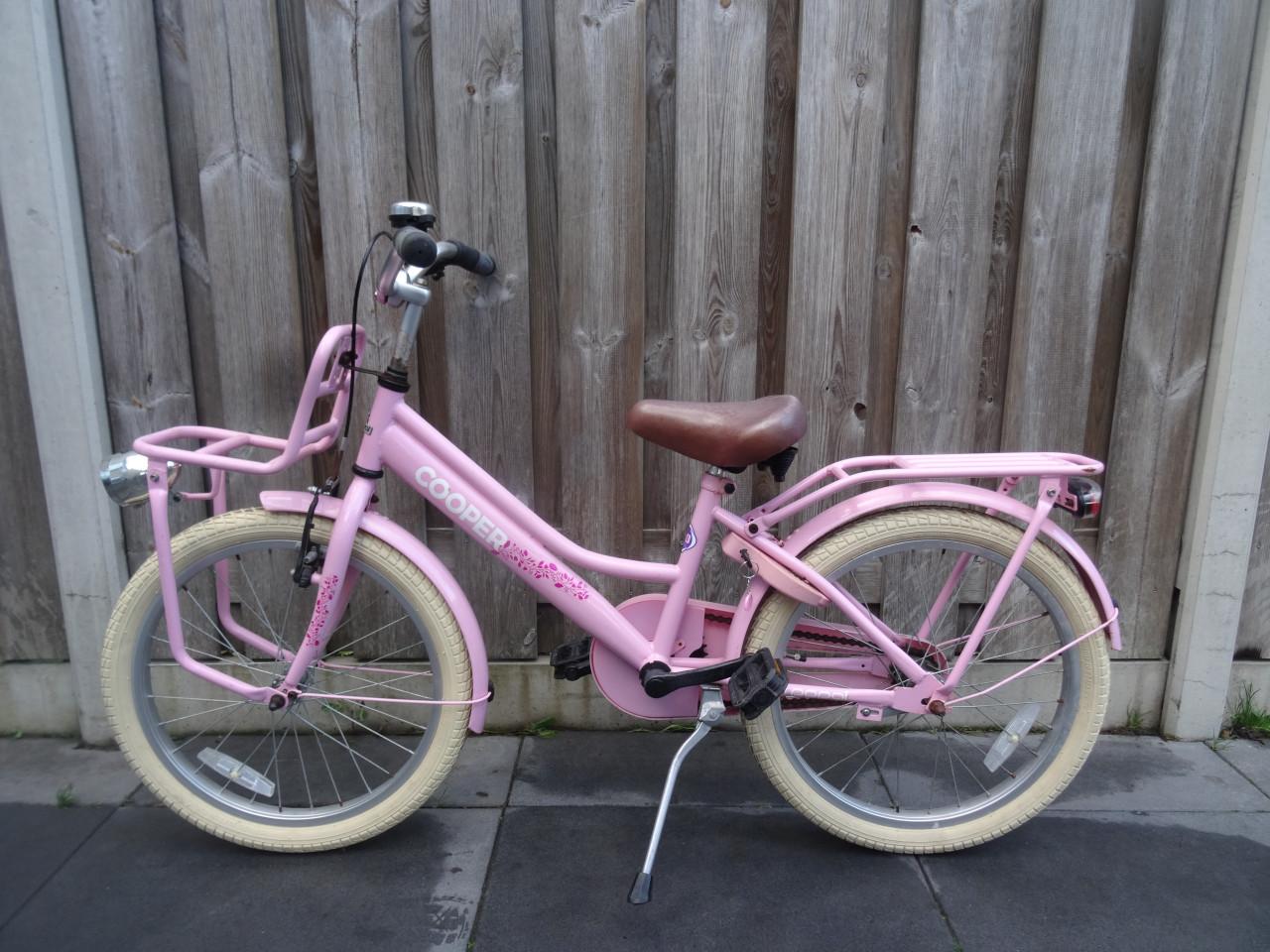 🌸 Te koop: Popal Cooper 20-inch kinderfiets – Roze 🌸