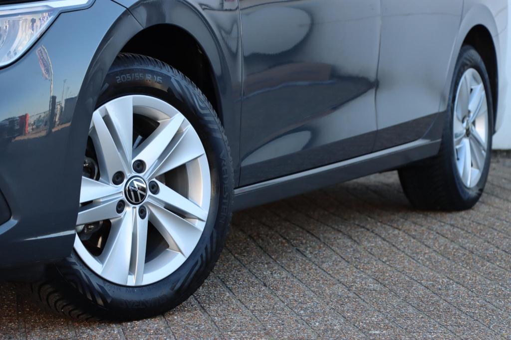 Volkswagen Golf variant 1.0 etsi life business 110pk dsg7