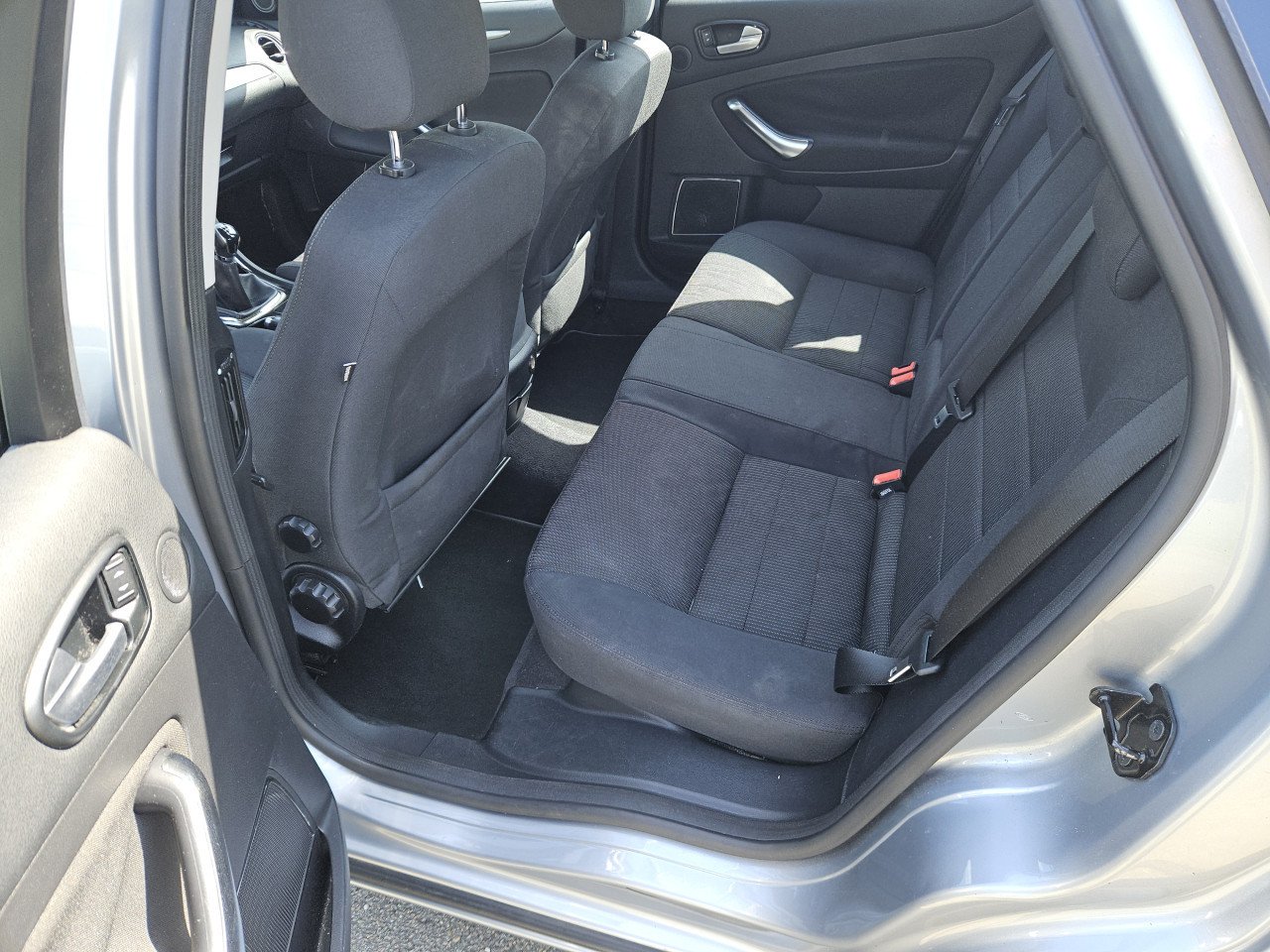 FORD MONDEO 2010 2.0i 16v Benzine