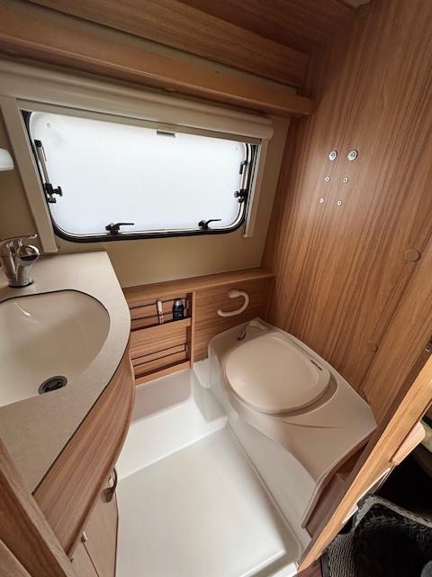 Eriba Touring Troll 530 Silver Edition   Zeer compleet