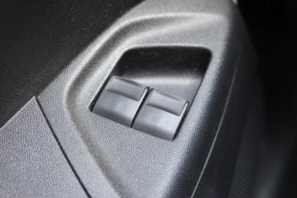 Citroen C1 1.0 vti shine automaat!