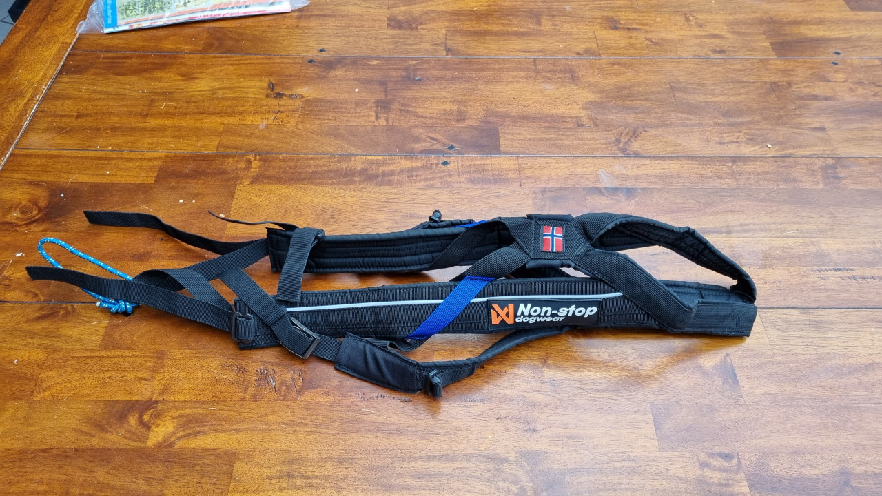 Non stop dogwear freemotion hardlooptuigje