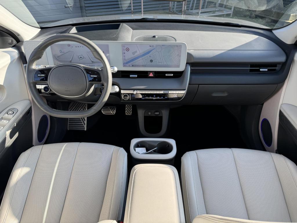 Hyundai Ioniq 5 lounge 73kwh soh 96% incl. trekhaak afneembaar!