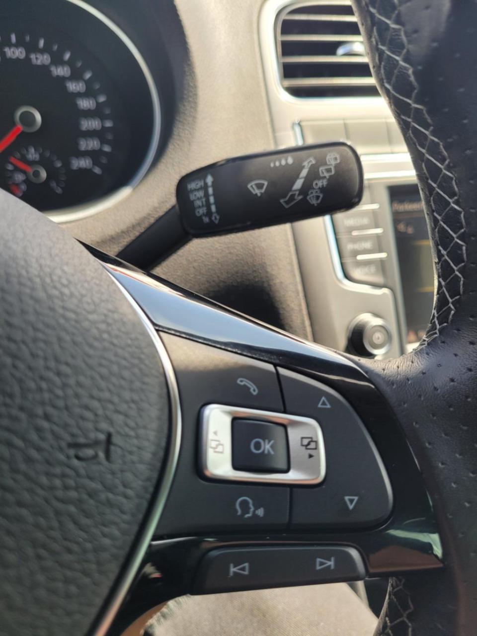 Volkswagen Polo 1.2 tsi cross