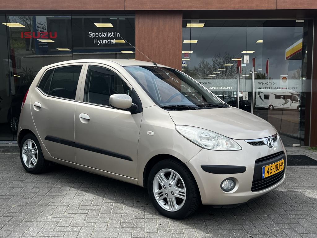 Hyundai I 10 1.25i i-catcher | meeneemprijs met nieuwe apk | radio | airco 