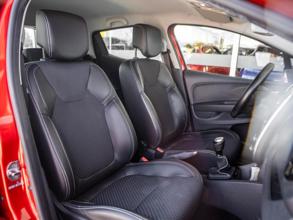 Renault Clio tce 90pk intens
