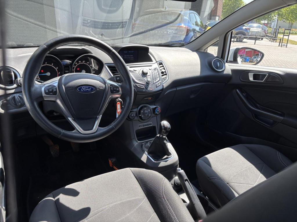 Ford Fiesta 1.0 style
