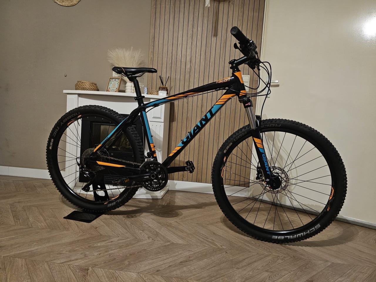 GIANT MTB 27,5er / L