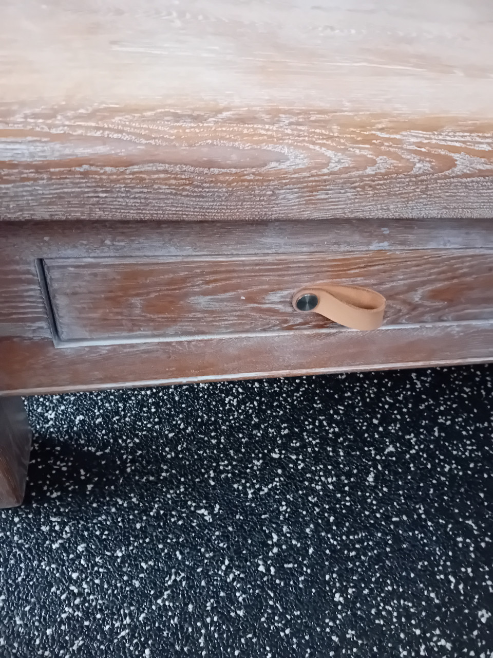 Robuuste salontafel