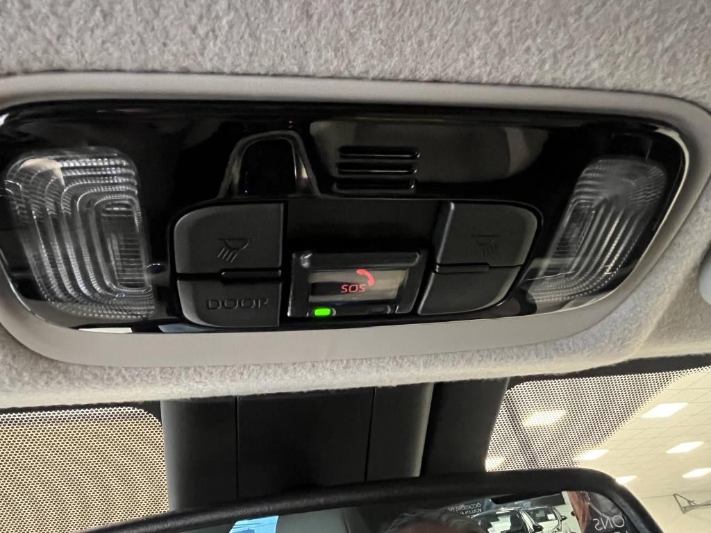 Toyota Yaris 1.5 hybrid executive