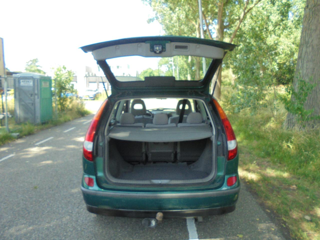 Nissan Almera Tino 1.8i Apk Juli 2026 derde eigenaar ,algehele nette staat