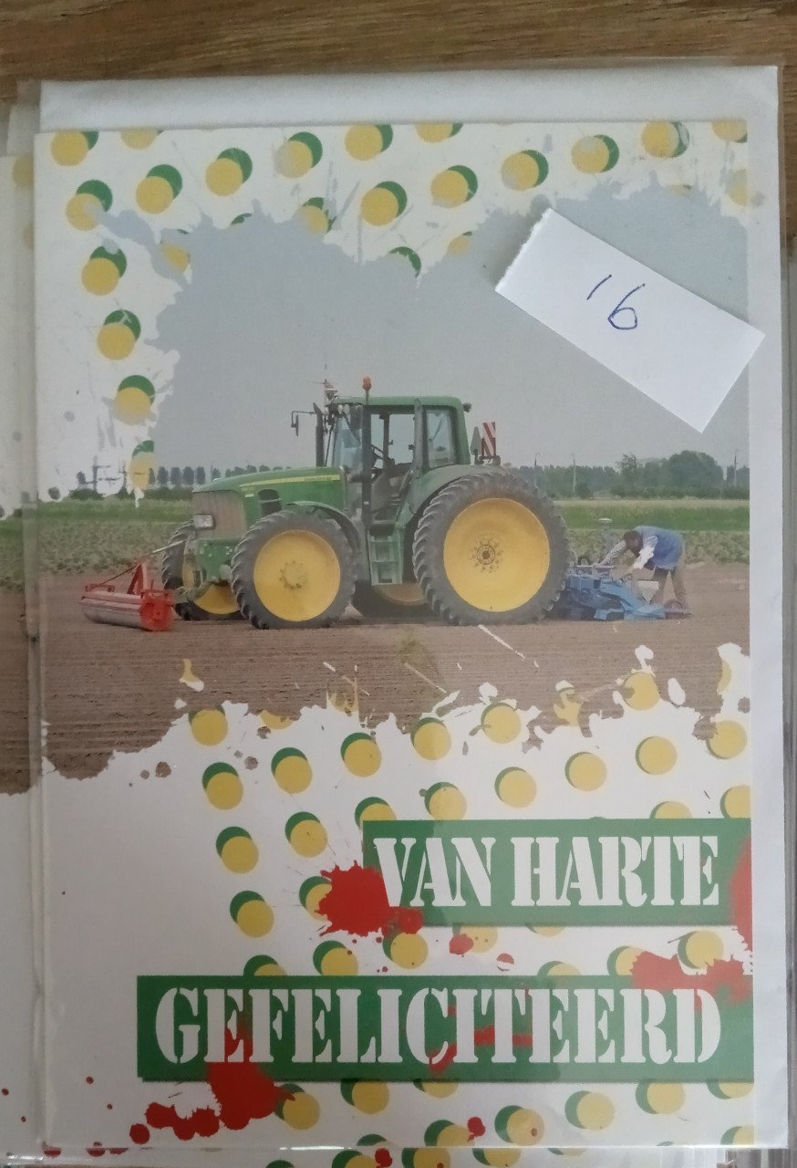 285 ansichtkaarten en dubbele met envelop. Tractor