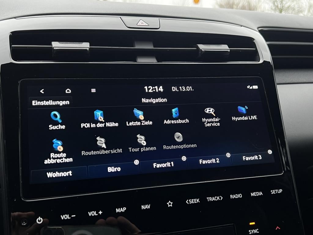 Hyundai Tucson 1.6 t-gdi phev premium two-tone 4wd n-line | dodehoek ass. |