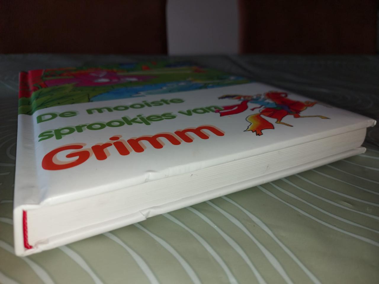 2 splinternieuwe dikke sprookjesboeken Andersen en Grimm