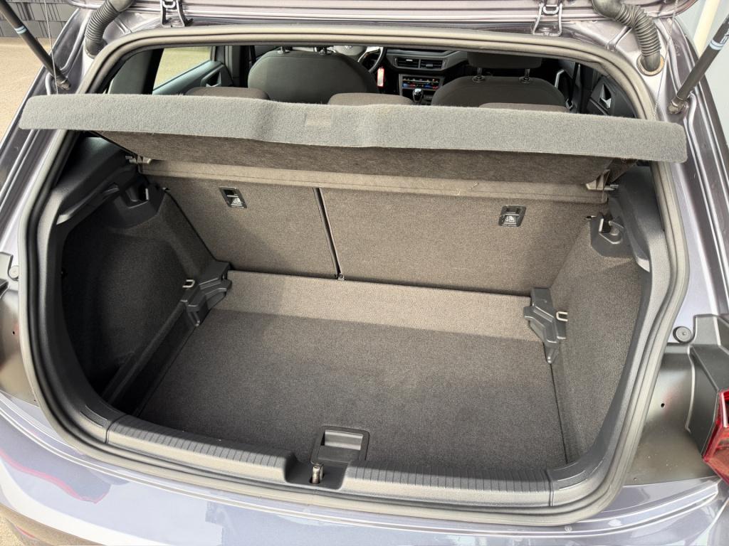 Volkswagen Polo 1.0 tsi r-line | iq light | led gril | climate | carplay | 