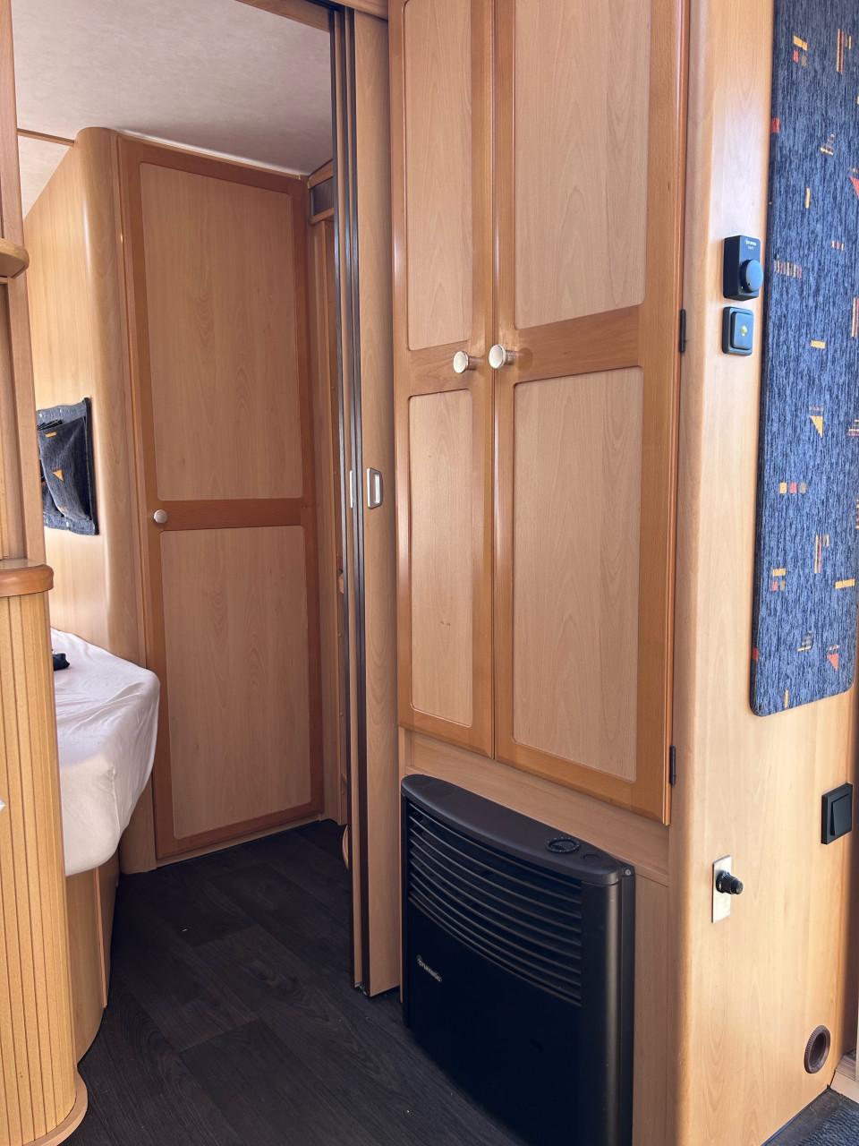 Caravan TEC traval king