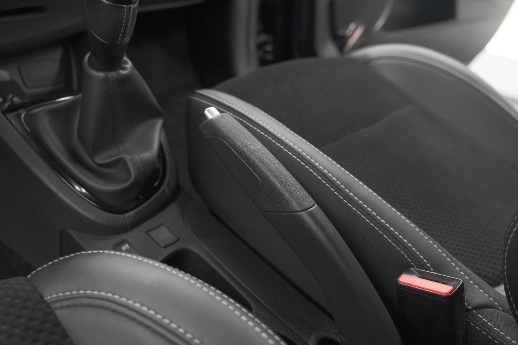 Renault Clio tce 90 intens | camera | navigatie | allseason banden | parkee