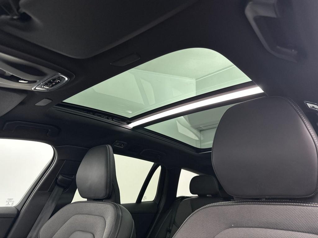 Volvo V60 t6 398pk recharge awd plus dark| long range| pano| 360camera| tre