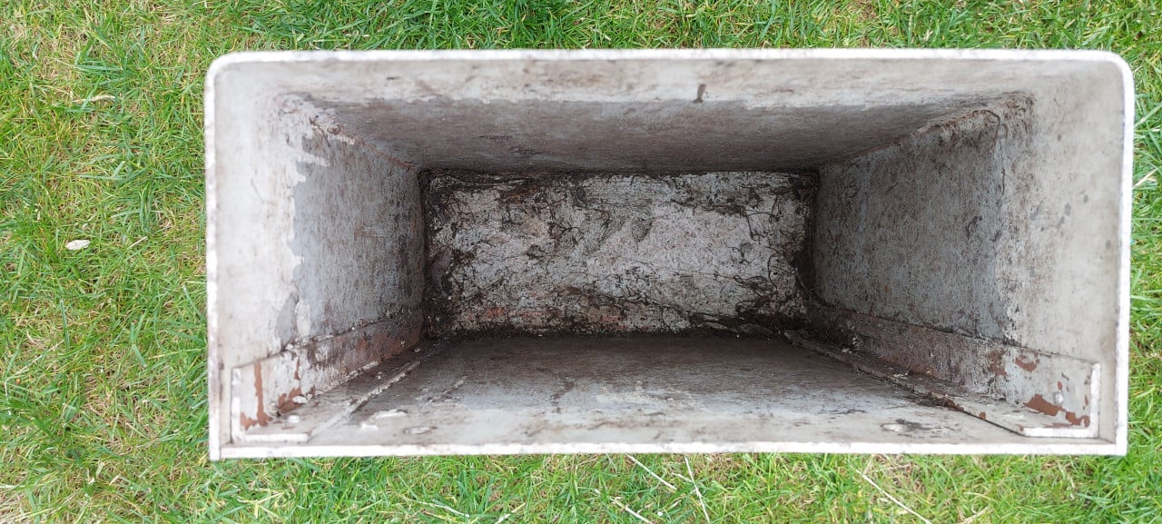 Waterdichte Aluminium Bloembak  L=31 x B=14 x H=40  cm.