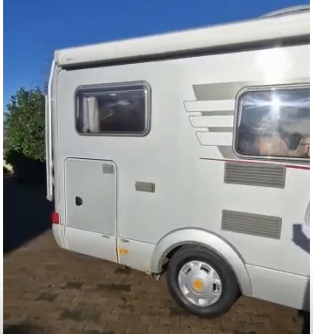 Hymer Camper weinig km Topstaat!